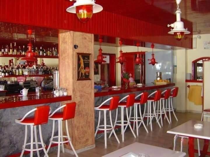 מסונגי Christina Hotel מראה חיצוני תמונה