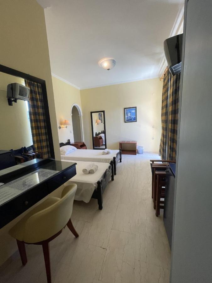 מסונגי Christina Hotel מראה חיצוני תמונה